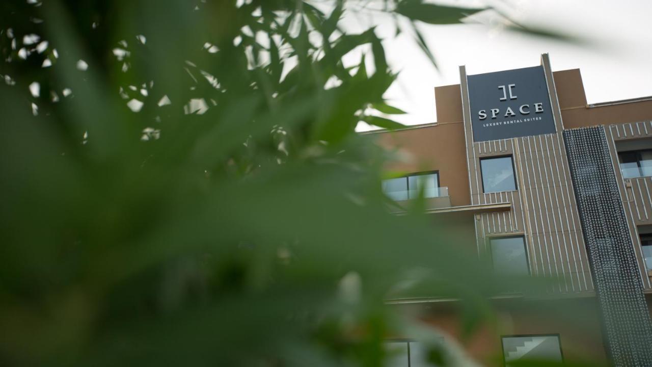 Space Luxury Rental Suites Rawalpindi Eksteriør bilde
