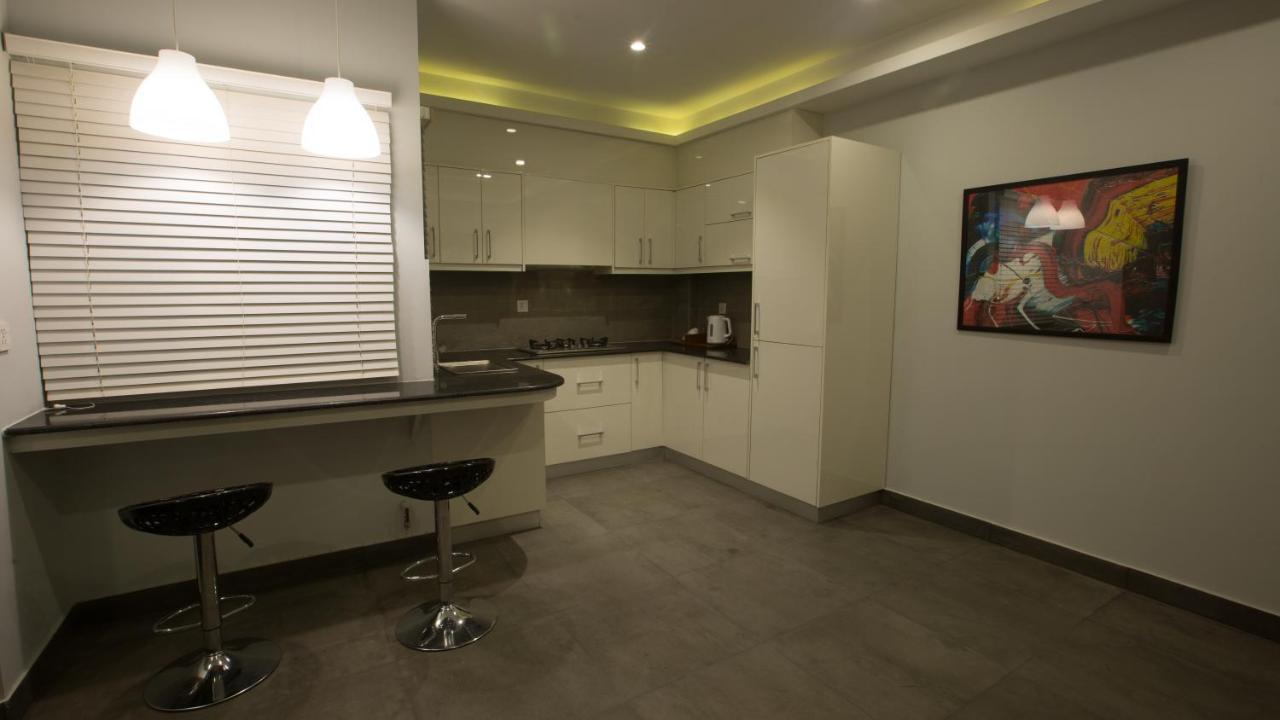 Space Luxury Rental Suites Rawalpindi Eksteriør bilde