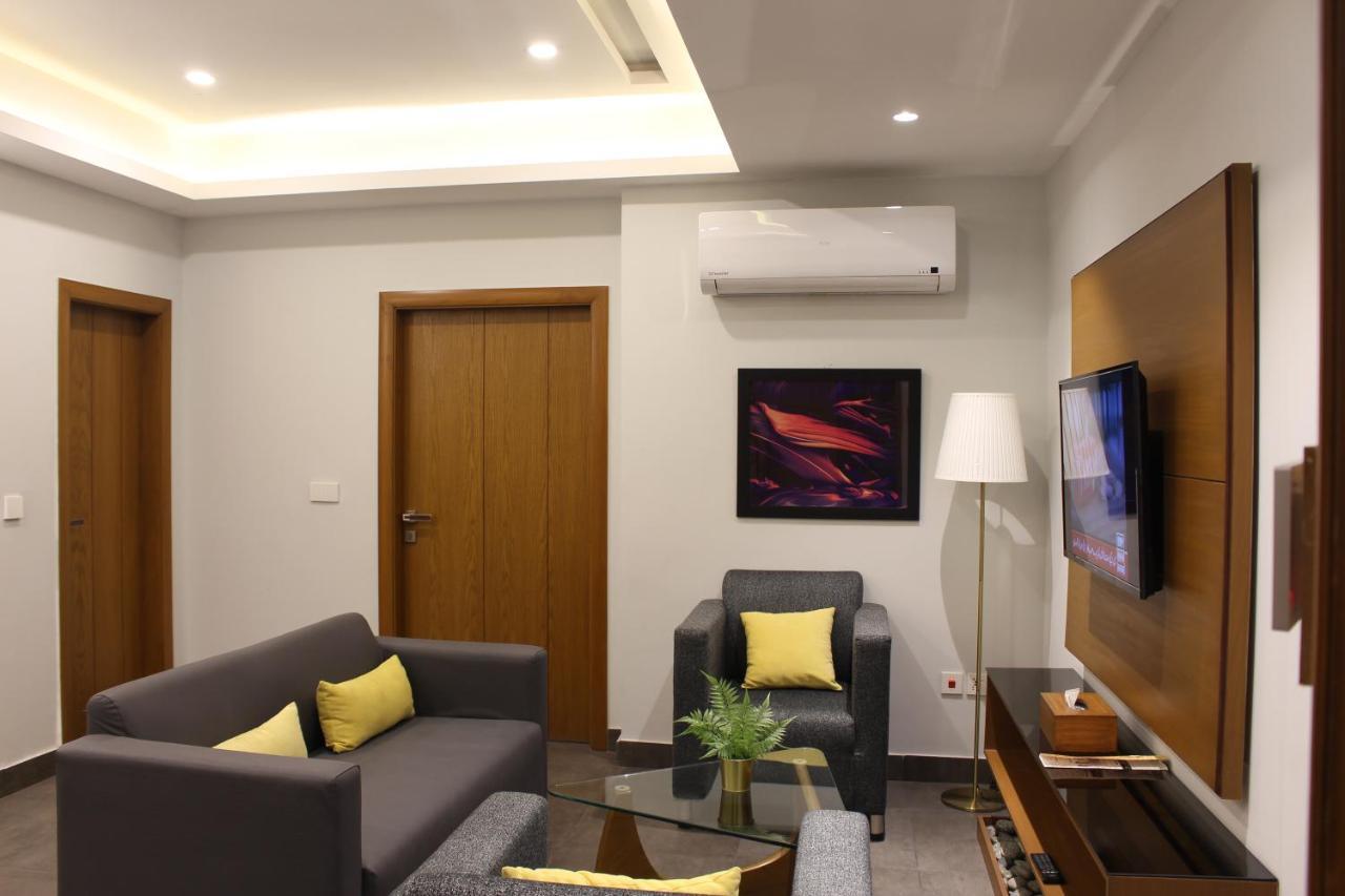 Space Luxury Rental Suites Rawalpindi Eksteriør bilde