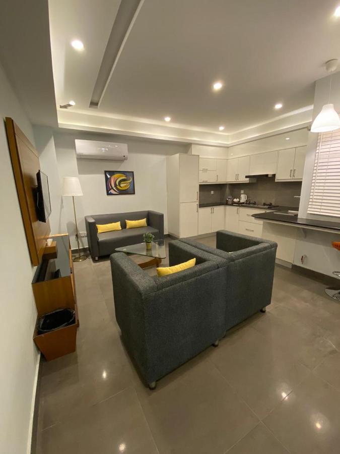 Space Luxury Rental Suites Rawalpindi Eksteriør bilde